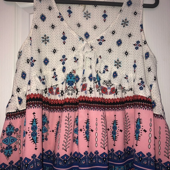 Entro Tank - Picture 2 of 4